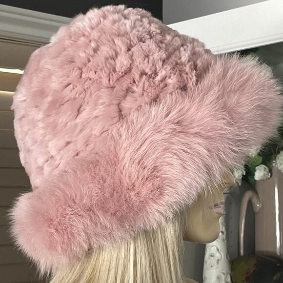 Women Beautiful Knitted Authentic PINK FOX Fur Hat - Picture 3 of 6